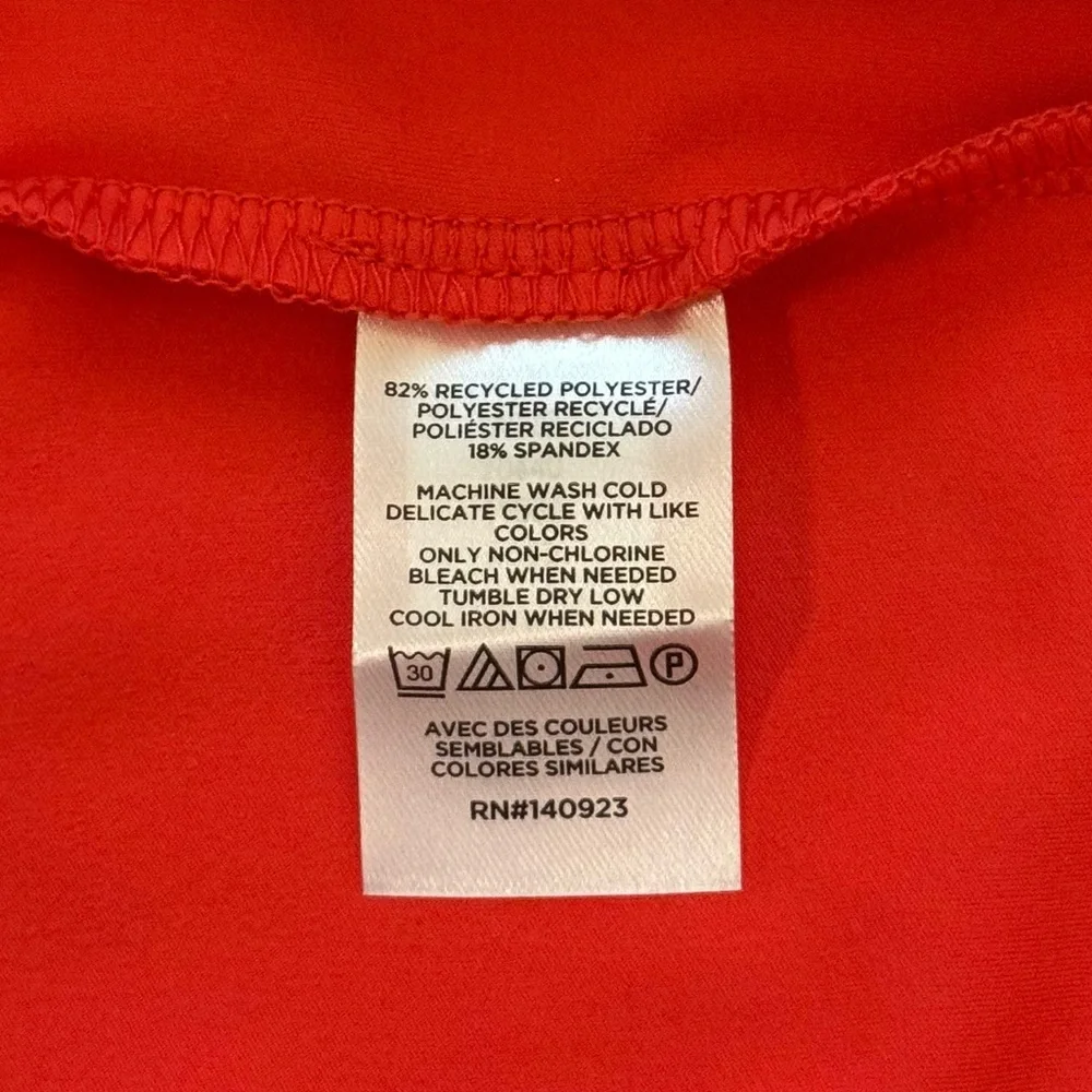 Lou & Grey Red Hoodie Sweatshirt Size Small NWT Thumbholes Athleisure - Picture 7 of 9